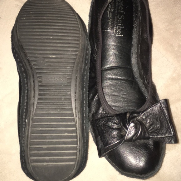 JOSEPH Siebel  Flats - Picture 2 of 4